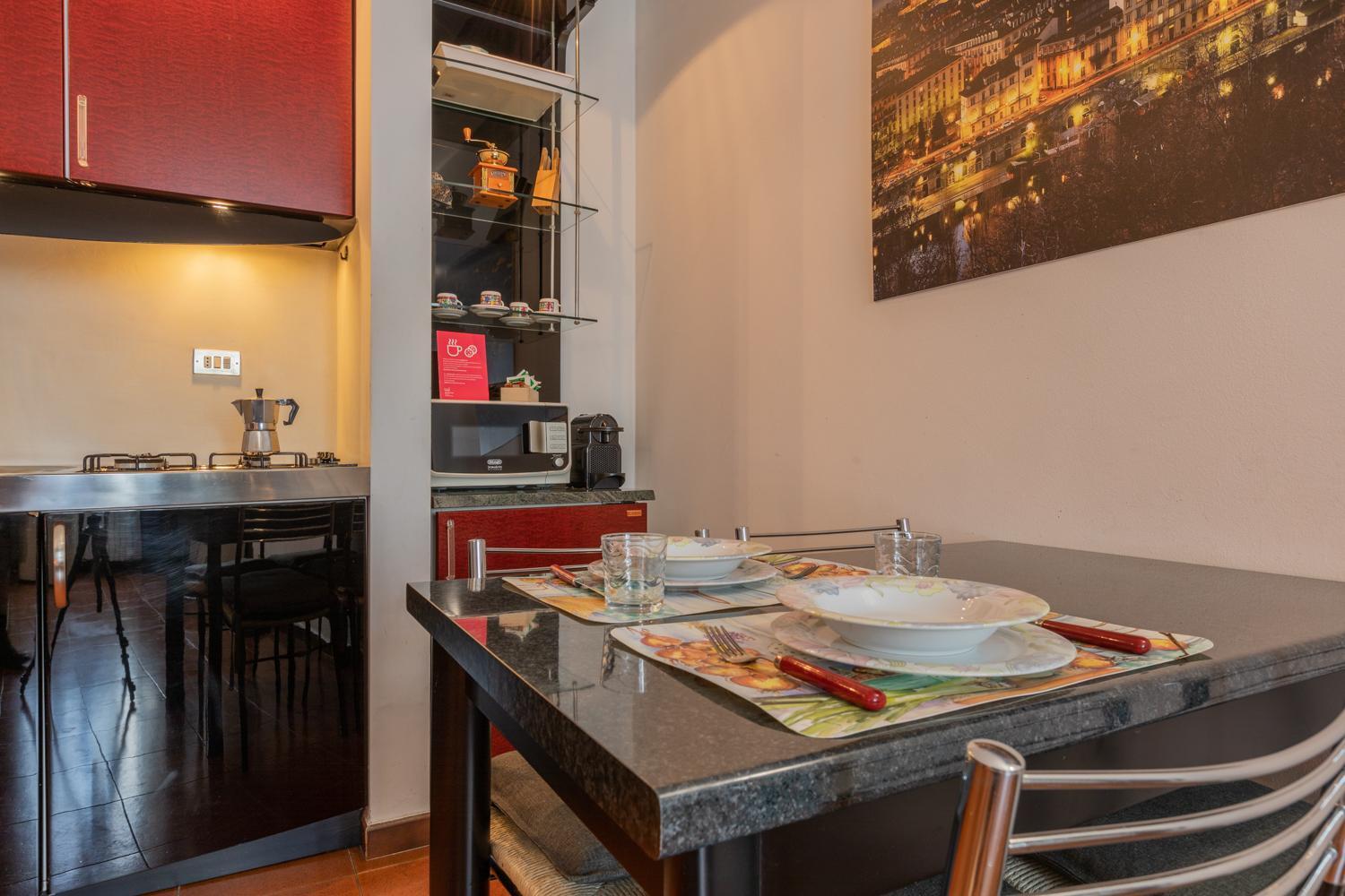 Studio S. Tommaso A Piazza Castello By Wonderful Italy *
